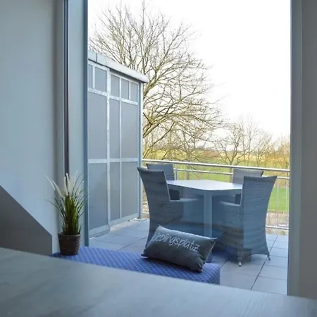 Traumkrone Himmelblau Apartment Schortens
